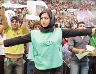 Iran puts ban on director