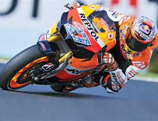 Stoner clinches title with Australian win