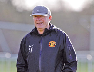 Charlton hails Ferguson’s 25-year spell at Man United