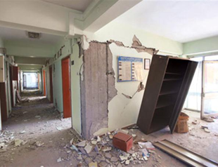 Former crisis center in Van hit by quake