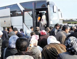 Exodus from quake-hit Van as fresh tremor hits