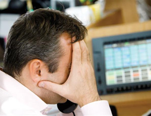 Hungary slams junk status