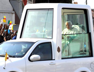 Pope faces lawsuit in Germany for not wearing seatbelt