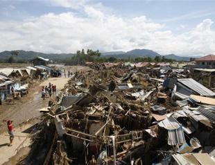 Red Cross says Philippine flood death toll rises to 652