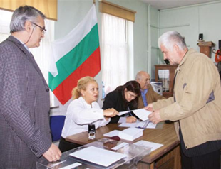 Bulgarian citizens living in Turkey submit votes