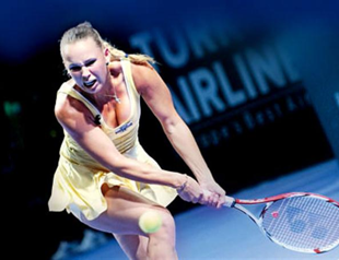 WTA championships off with a bang