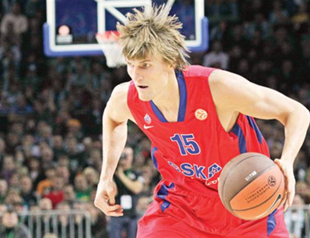 Kirilenko sidelined by broken nose