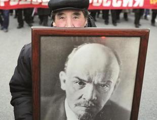 Putin’s party suffers poll blow as Communists soar