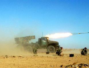 Syrian regime holds war games in show of force