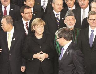 West pledges continued support to Afghanistan