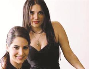 Seren Akyoldaş & Gülru Ensari