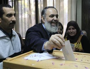 Egypt’s Islamists again lead in 2nd round vote