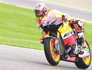 Shadow of Simoncelli hangs over MotoGP year-ender