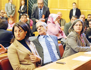 More than 70 detained in fresh raids in KCK probe