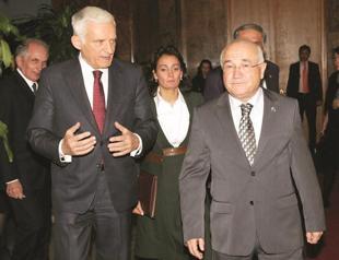 Speaker warns on charter deadline