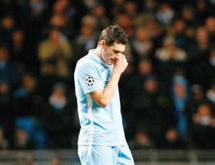 Manchester duo looks to bounce back from CL exits