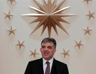 President Gül offers condolences after air raid