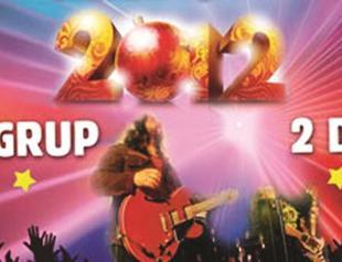 2 bands 2 DJs on stage