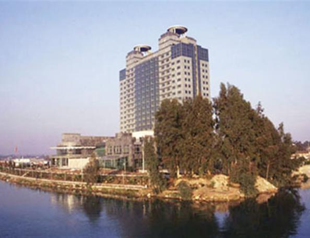 Qatari firm to invest in Islamic hotels