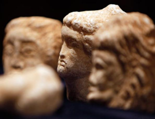 Libya displays seized Roman-era artefacts