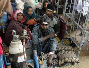 Toxic liquor kills more than 100 in east India