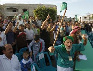 Israel names Palestinian prisoners to be freed