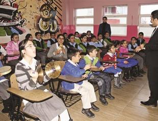 First Turkish children’s choir to sing in 15 different languages