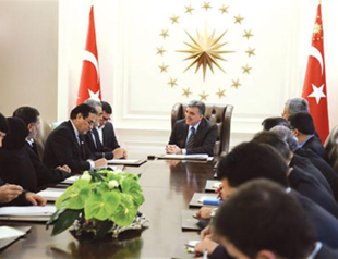 Turkmens should work for unity: Gül