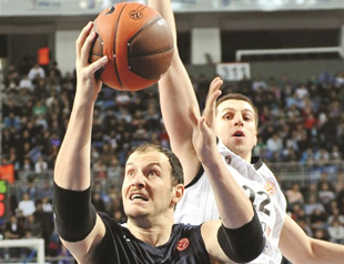 Anadolu Efes plays crucial Euro match in Belgium