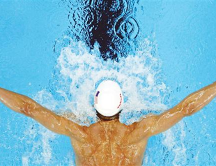 Phelps predicts records will tumble with new swimsuit