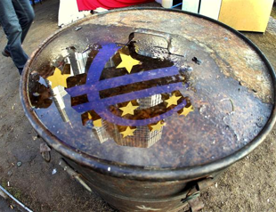 World central banks agree on joint loan plan