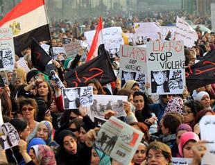 Egyptians back at polls, calm in cairo after clashes