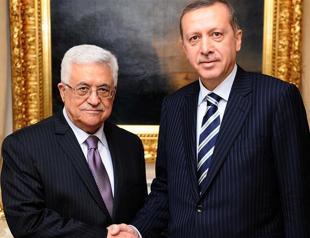 Mahmoud Abbas visits Palestinian ex-inmates