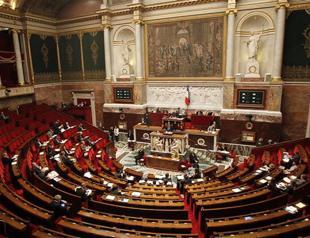 France passes genocide bill