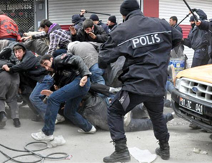 Protesters clash with security forces in quake zone