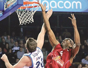 Efes takes giant step to Top 16 with Spirou win