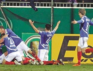 Underdog Kiel knocks Mainz out of the cup