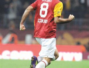 Galatasaray ends year on top for first time in decade