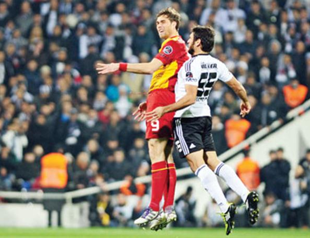 No goals but much to talk about at Istanbul derby