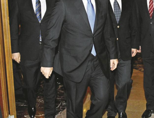 Gül starts landmark visit to UK