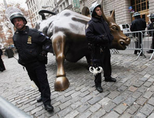 Occupy Wall Street protesters get creative