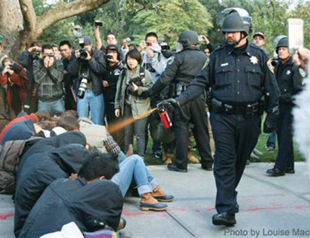 Passive Wall Stret protesters take blast