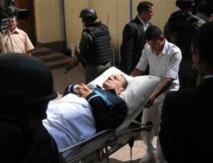 Egypt: Court says no change in Mubarak judges