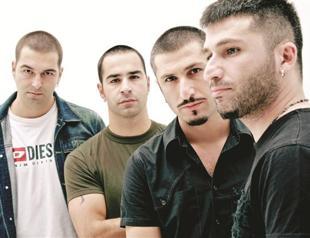 Redd on Bronx stage on New Year’s Eve