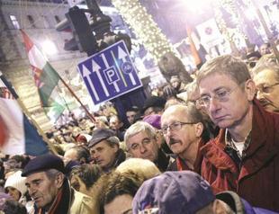 Forint’s waltz making Turkish companies dizzy