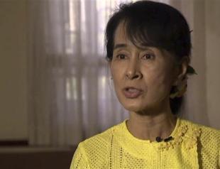 Suu Kyi could get government role: Myanmar official