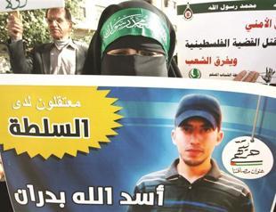 Hamas, Fatah agree to swap prisoners