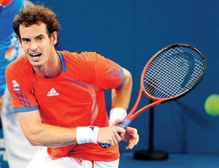 Murray wins trophy with Lendl watching