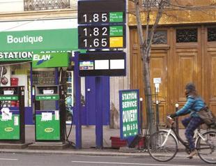 Iran may ban oil sales to Europe next week