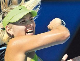 Sharapova, Azarenka set to clash for title, top spot
